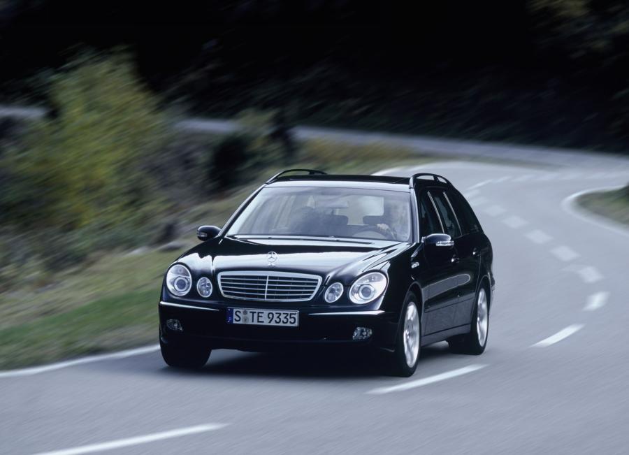  Mercedes-Benz E-Class Estate 2002 года  (фото 7 из 50)